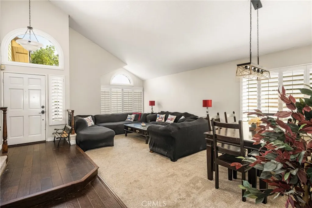 1336 Old Trail Drive, Corona, California 92882 home-pic-6